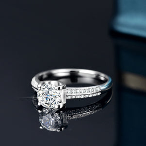 1.0ct Moissanite "Cross & Double Row" Ring - Bull Head Setting - Slimming Effect