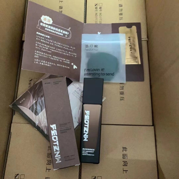 FEDTZNA The Balancer: A Second Skin Satin Foundation for Combination Skin